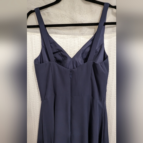 A-line V-Neck Floor-Length Chiffon Dress - Size 8 - Picture 3 of 8